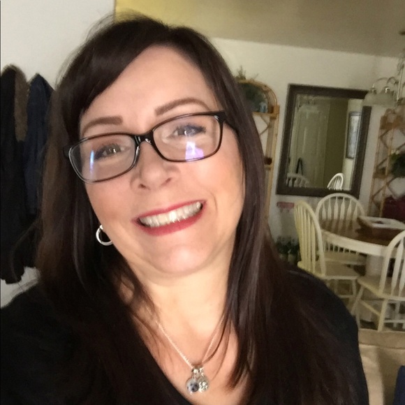 Meet your Posher, Robin - Picture 1 of 1